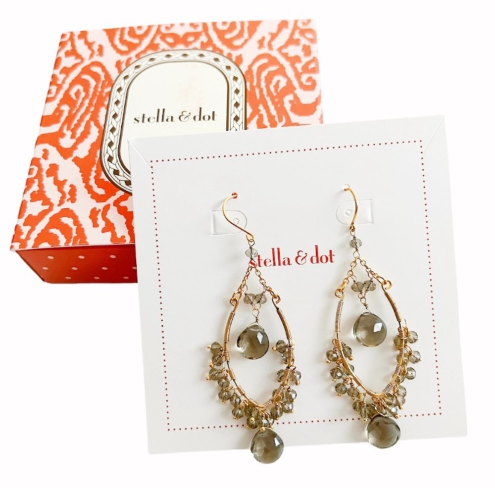 :: Stella & Dot | Rare! Champagne Topaz Elegance Chandelier Earrings - Picture 2 of 5